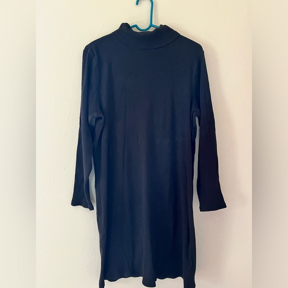 Black Old Navy turtleneck dress size 3X